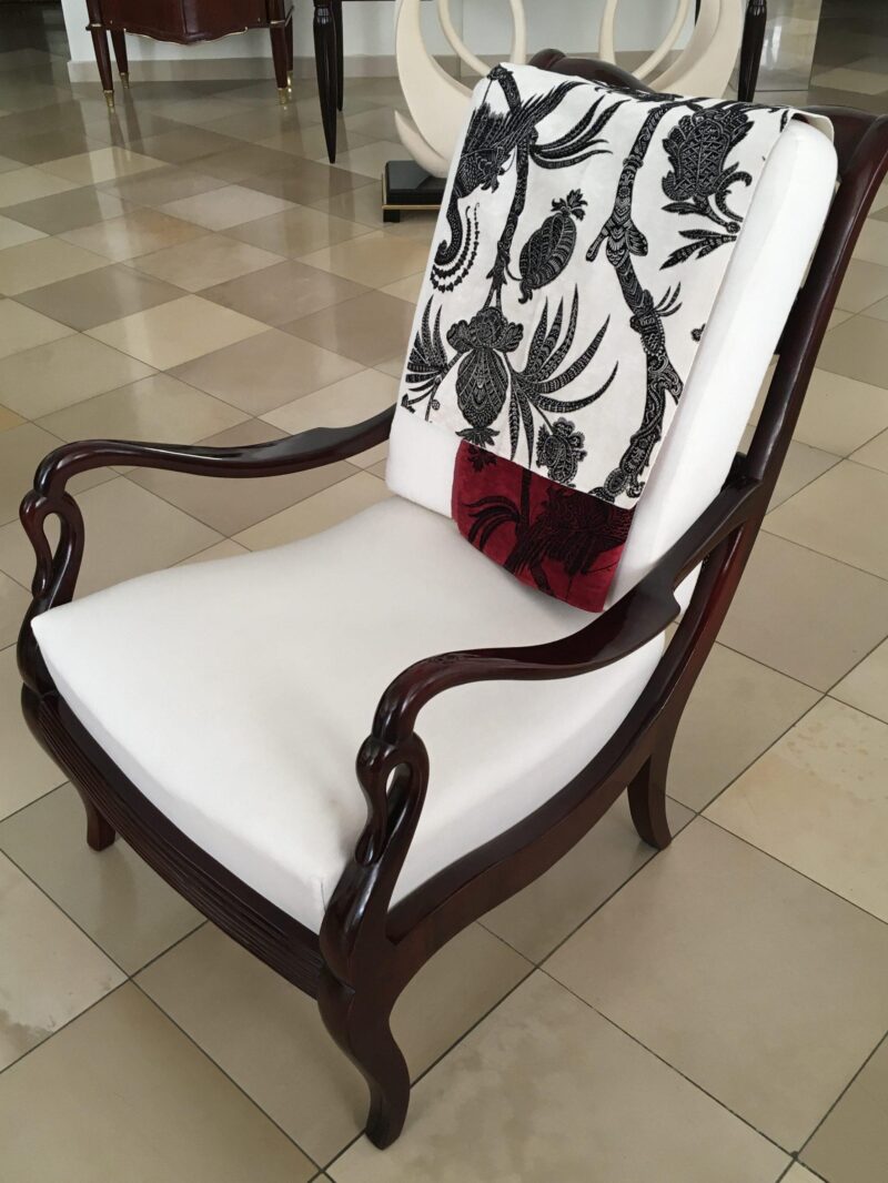 HM Schwanenfauteuils D1