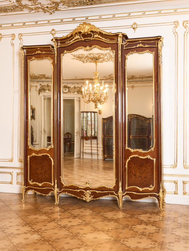 Hans Miedler Fine Art Armoire Joseph Emmanuel Zwiener, im Louis-XV-Stil, Frankreich um 1900