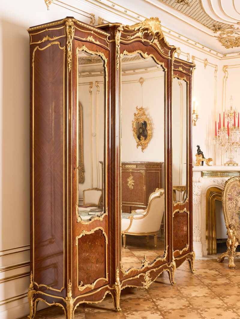 Hans Miedler Fine Art Armoire Joseph Emmanuel Zwiener, im Louis-XV-Stil, Frankreich um 1900