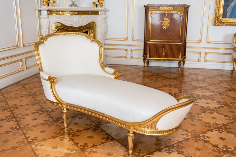 HM Chaiselongue Bernelgesamtneu