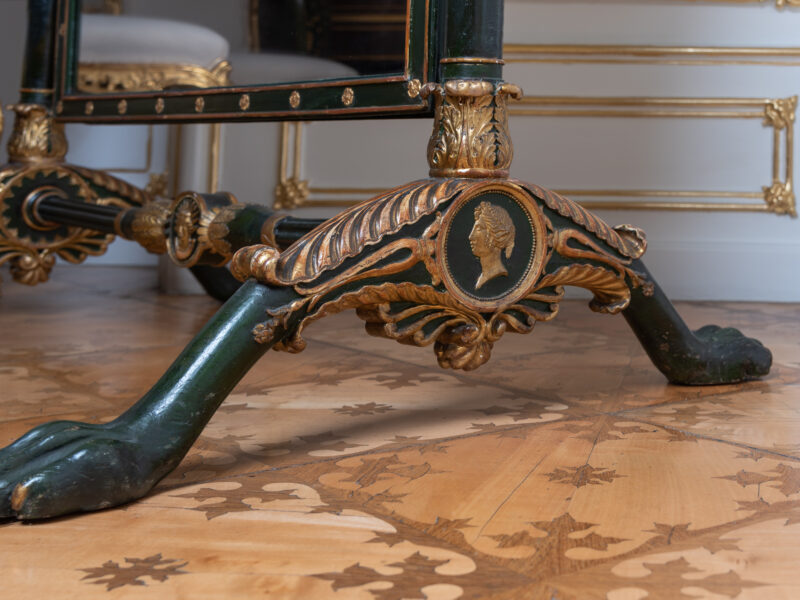 Danhauser Spiegel Detail